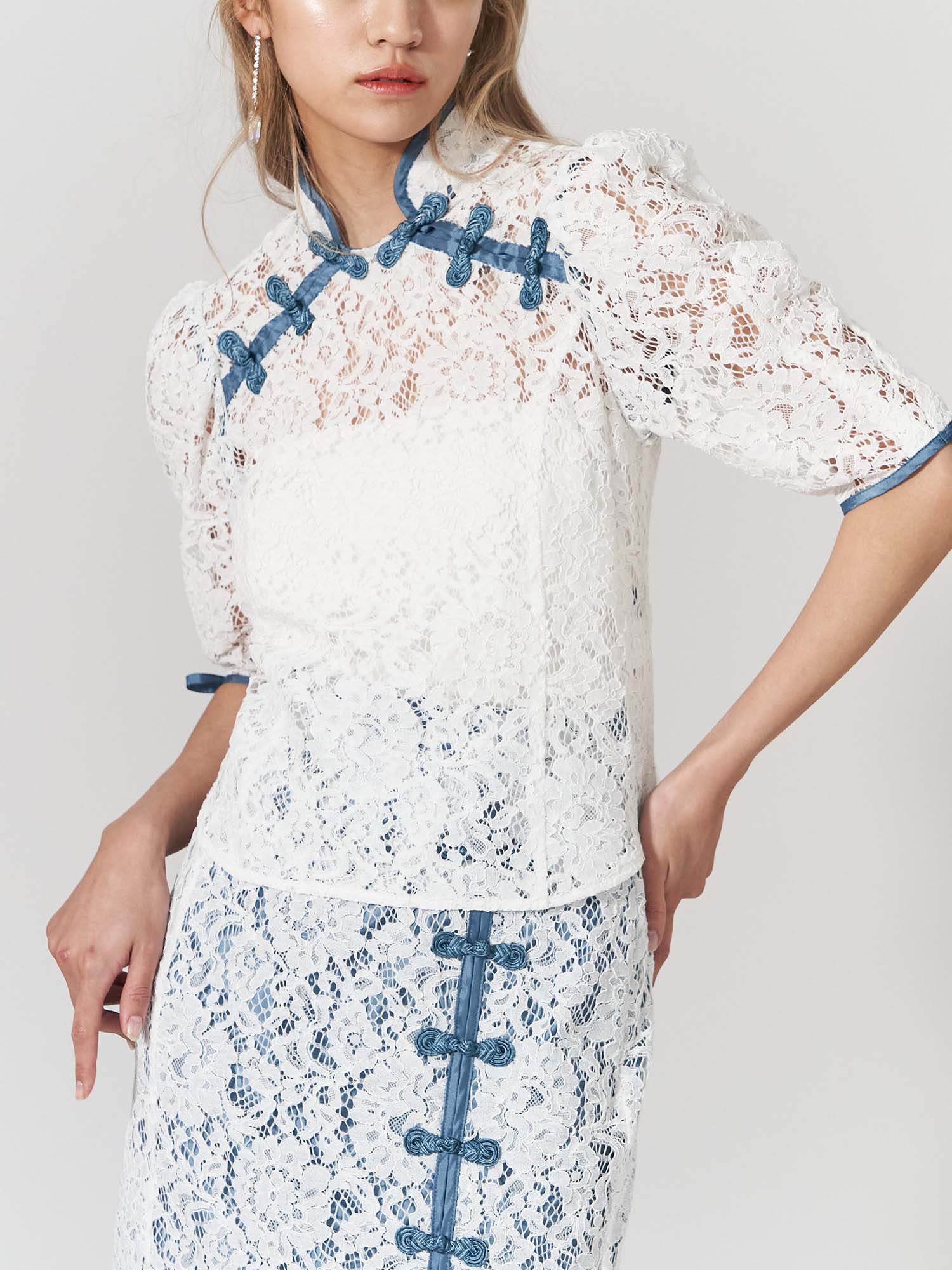 Macau Lace Blouse – PAMEO POSE | 公式オンラインストア